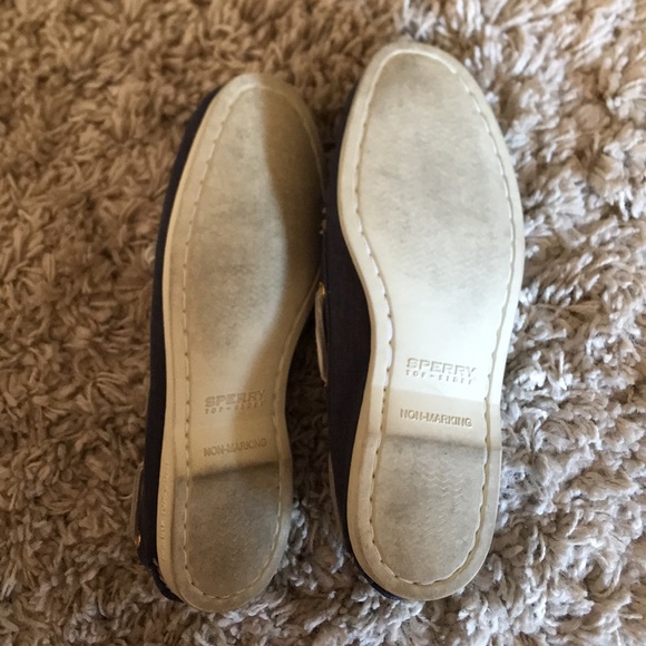 Topsiders - Picture 2 of 3